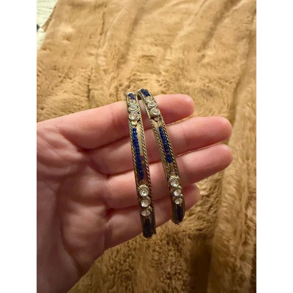Beautiful pair of traditional Indian style fashion bangles (Kadas)